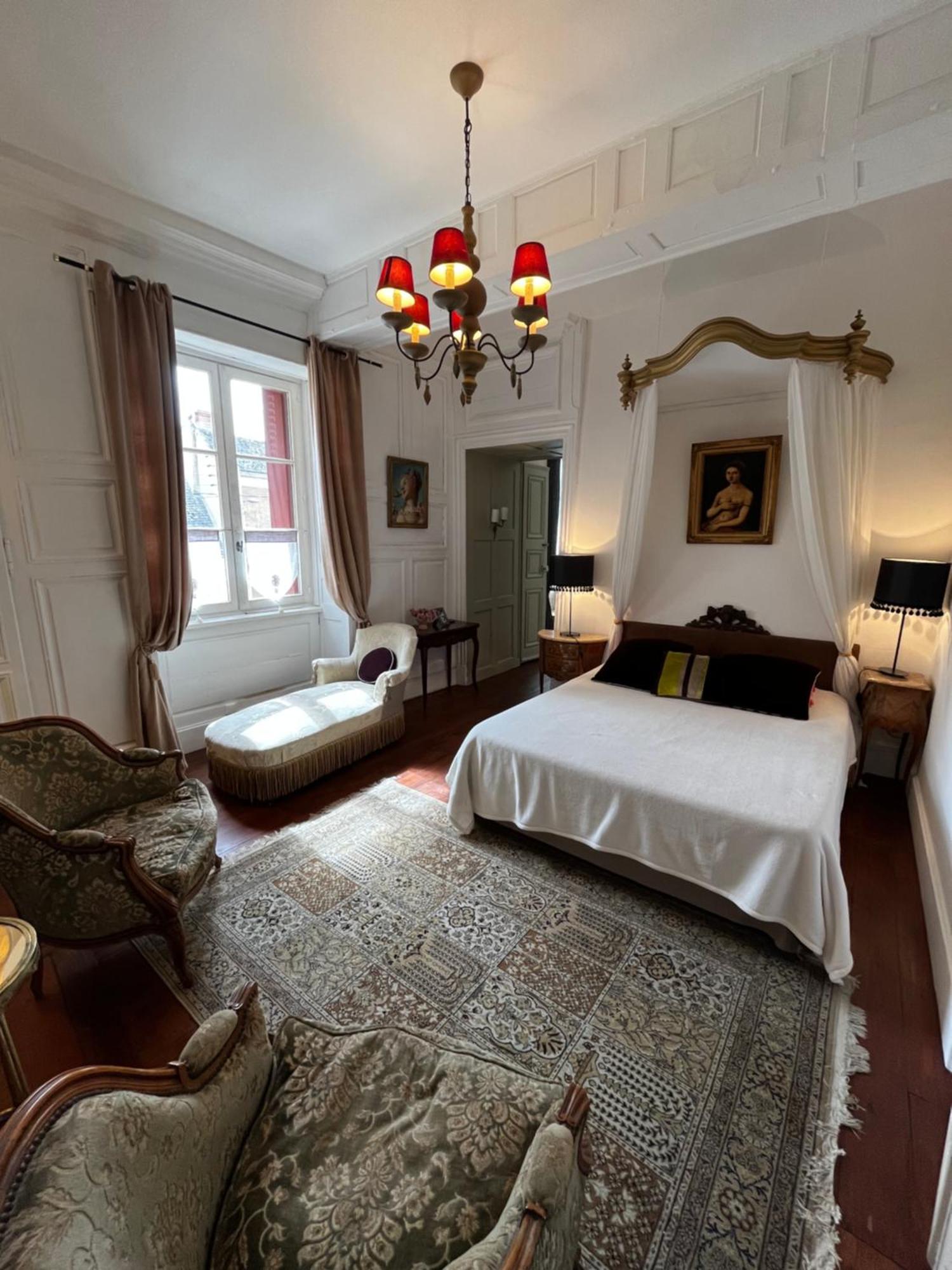 Апарт отель Le Logis De Saint Cyr Исудён Экстерьер фото
